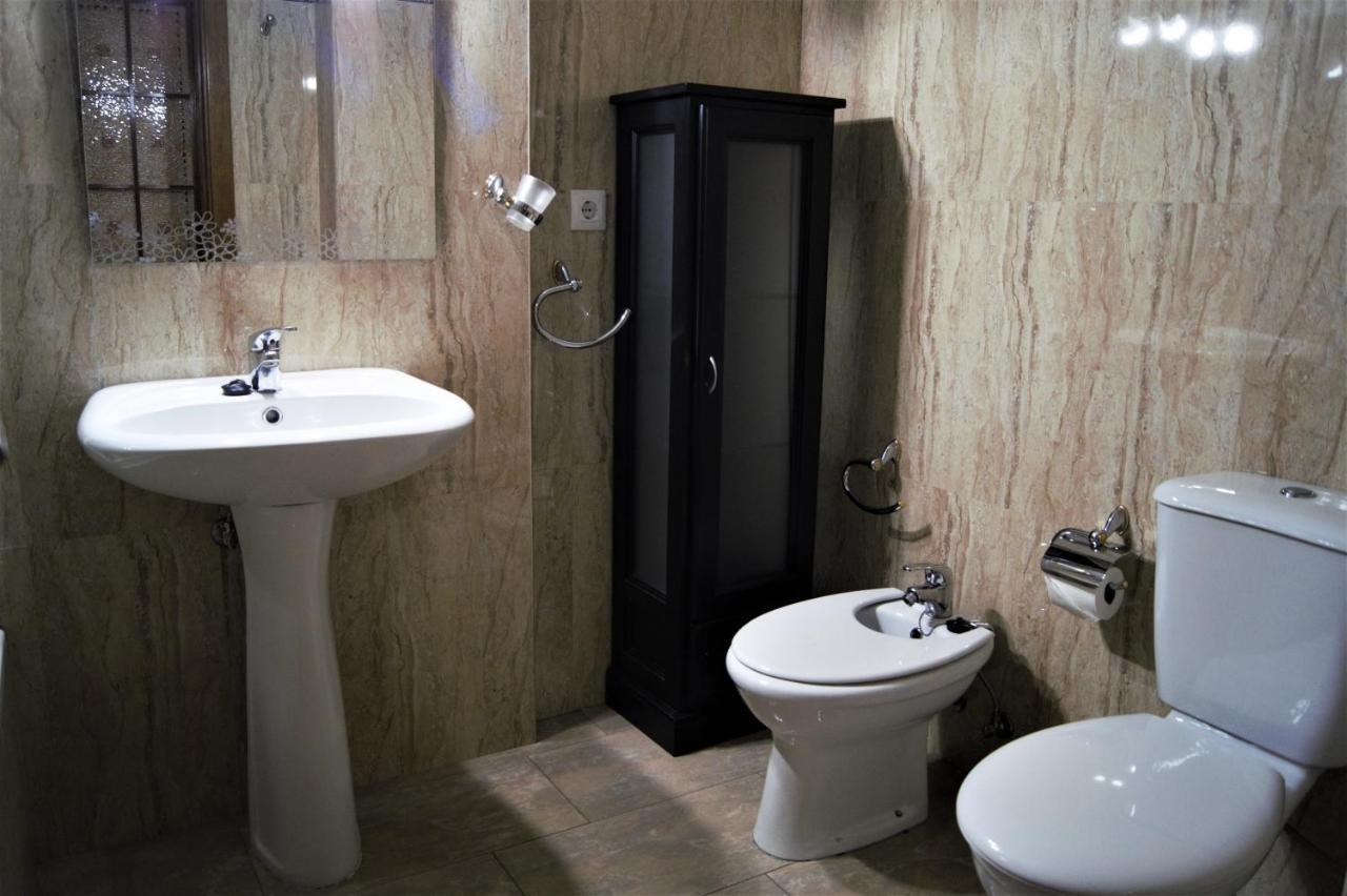 Amplio Piso 8 Mts Mezquita - Wifi - A/C - Parking Κόρδοβα Εξωτερικό φωτογραφία